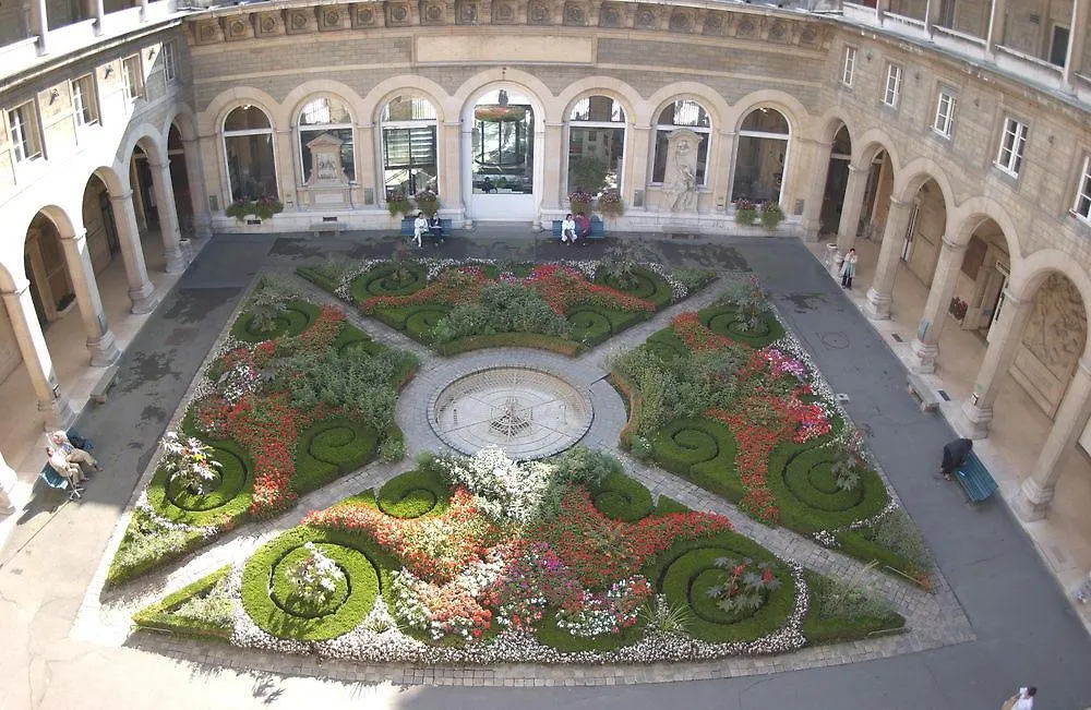 Hotel Hospitel Paris
